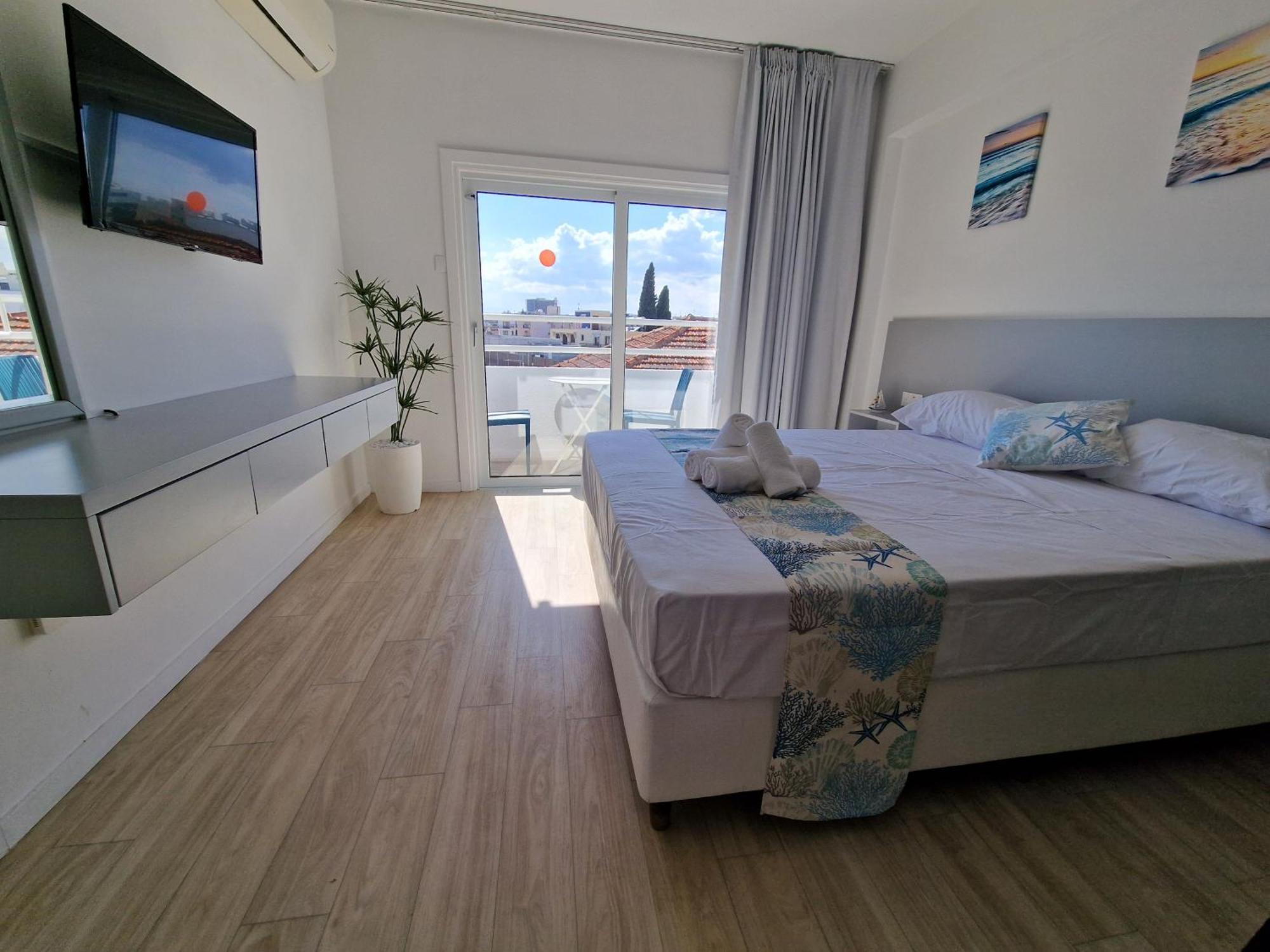 Kitieos Central Apts 100M From Finikoudes Beach Λάρνακα Εξωτερικό φωτογραφία