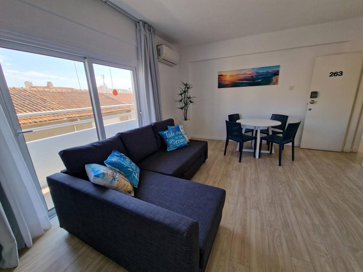 Kitieos Central Apts 100M From Finikoudes Beach Λάρνακα Εξωτερικό φωτογραφία
